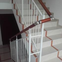 balustrady schodowe z poręcza 01